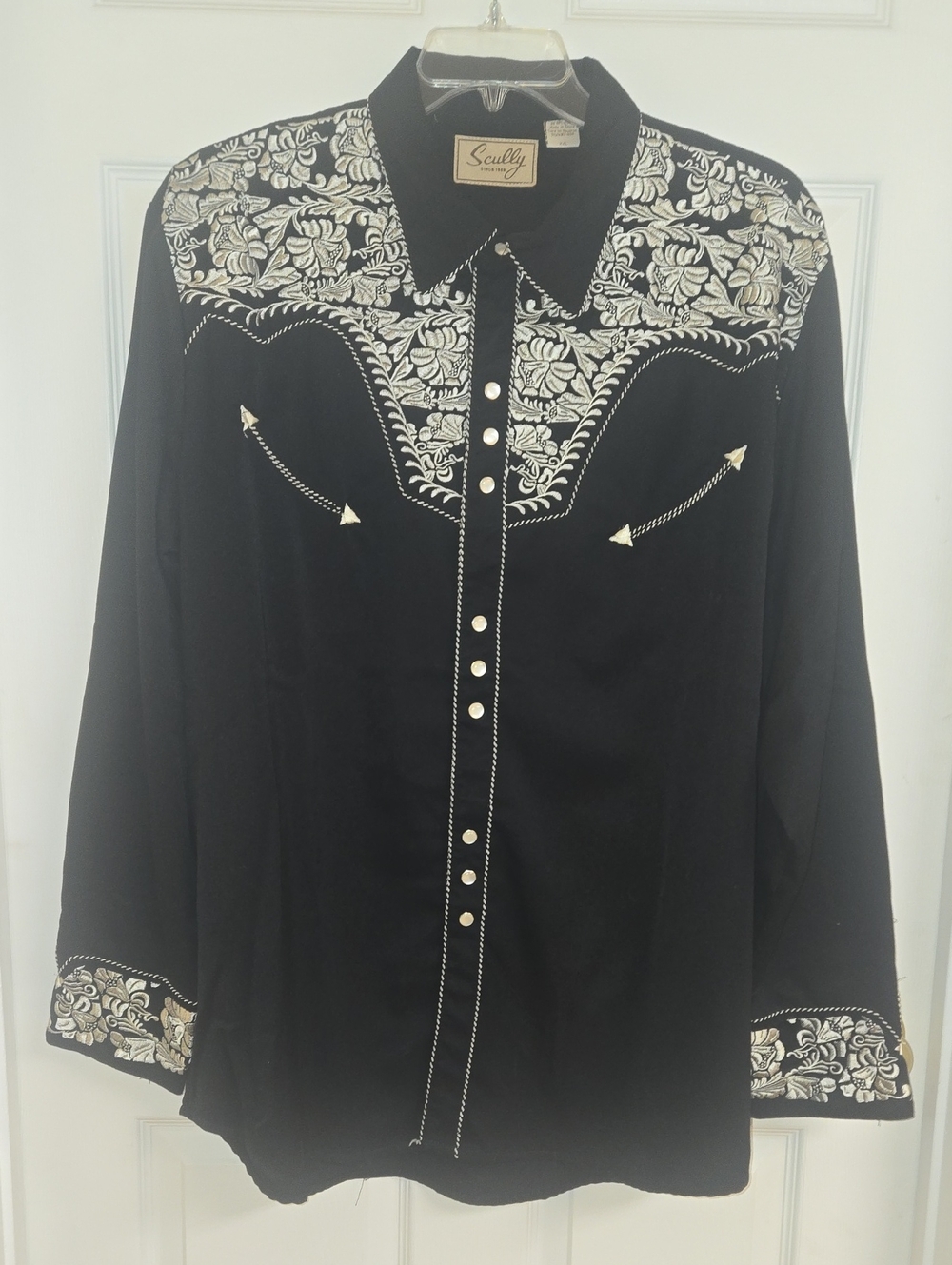 Scully Gunslinger Black Western Floral Embroidered Snap Shirt